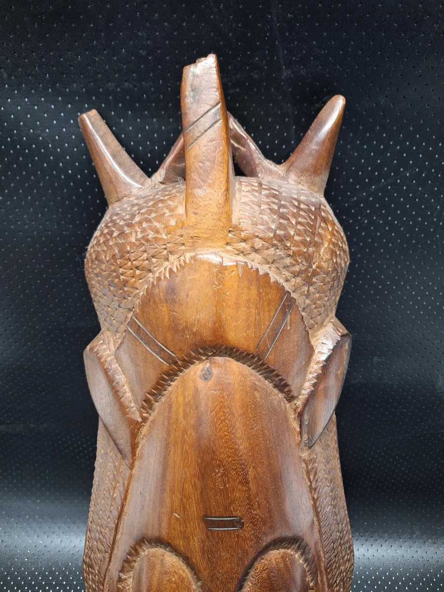 Set van 3 decoratieve tribale maskers in hout en terracotta - foto 4