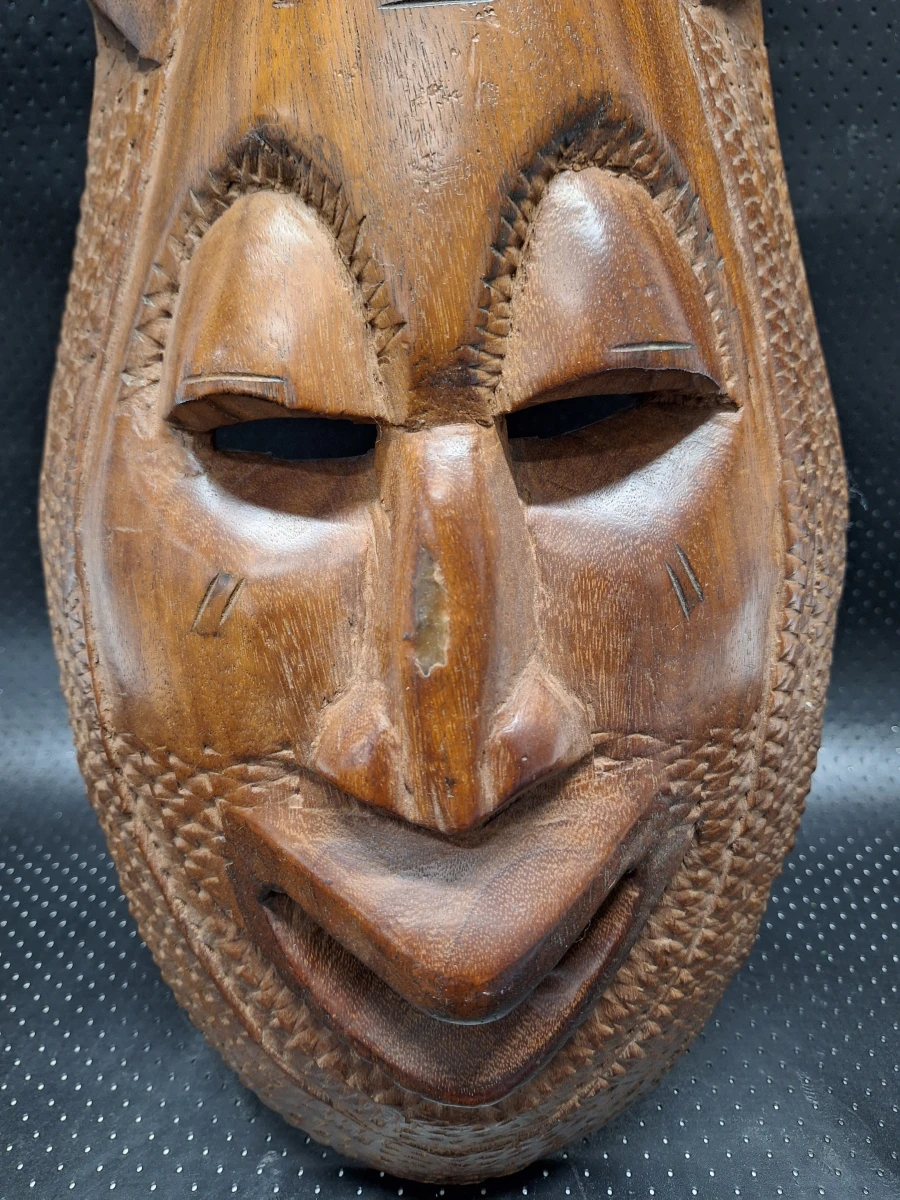 Set van 3 decoratieve tribale maskers in hout en terracotta - foto 3