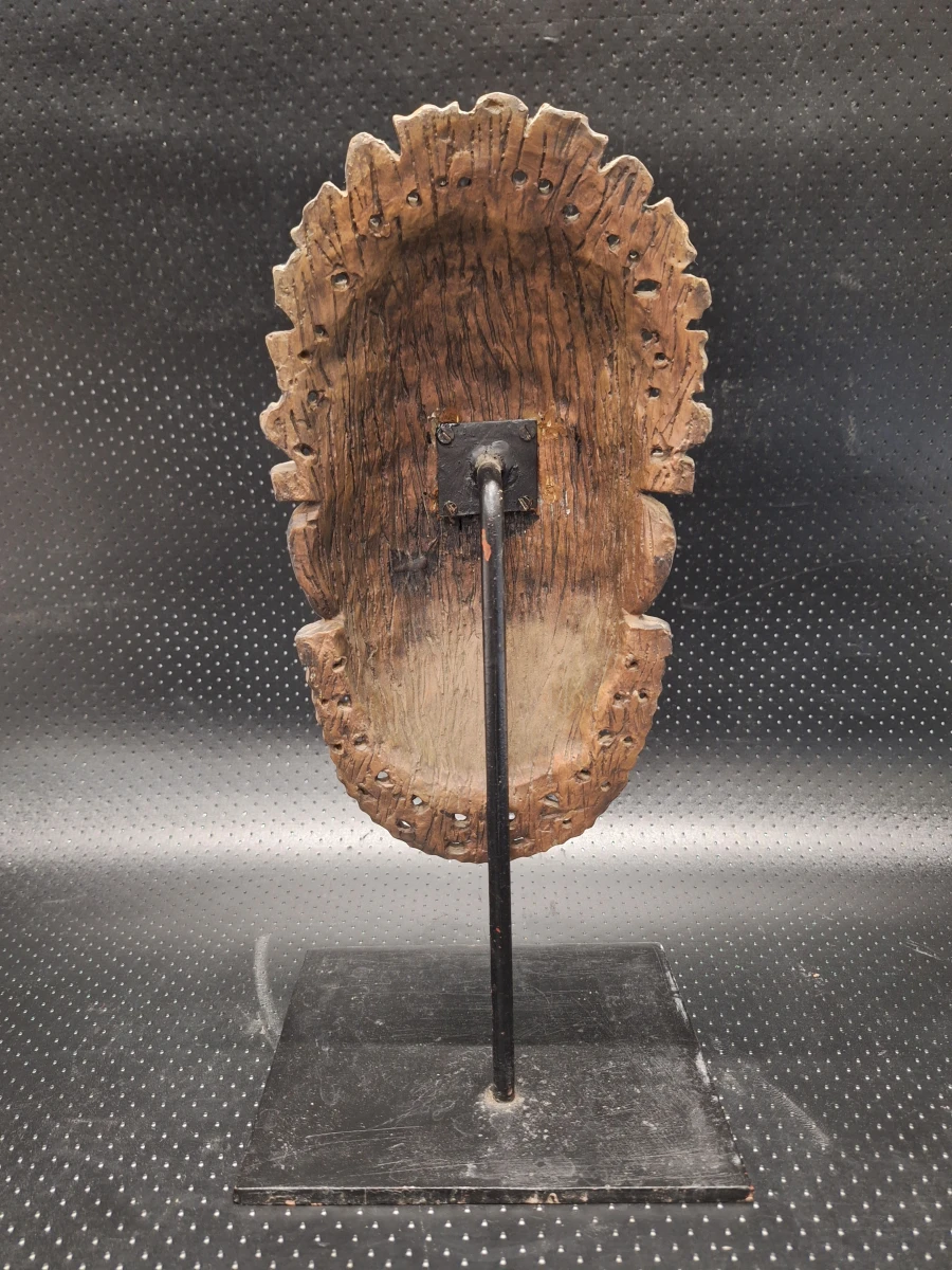 Set van 2 decoratieve tribale maskers in resin op metalen sokkel - foto 15