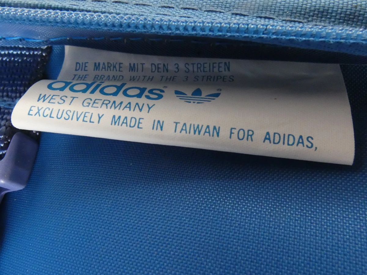 Set van 2 vintage Adidas reistassen - foto 7