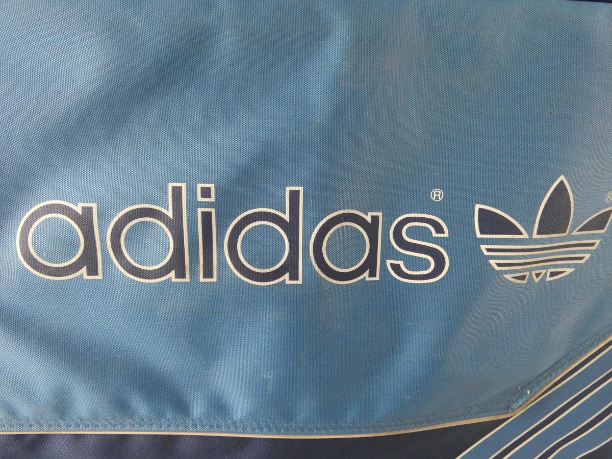 Set van 2 vintage Adidas reistassen - foto 9