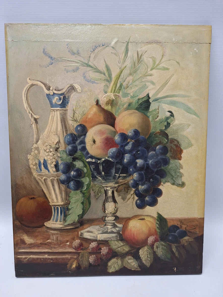 Antiek olieverfschilderij op houten paneel - stilleven met fruit en sierkan - foto 2