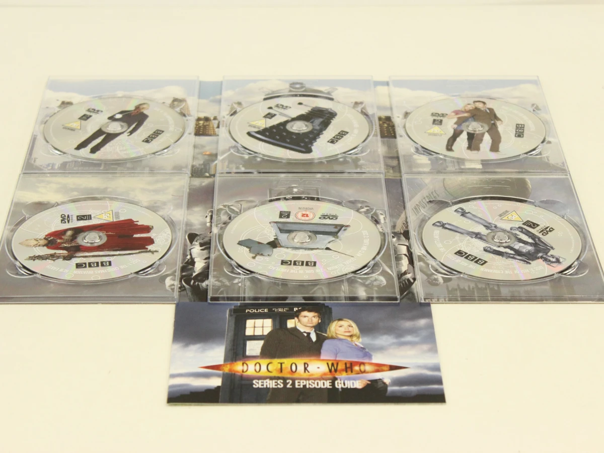 Doctor Who Complete Series 1, 2 en 4 DVD boxsets - foto 7
