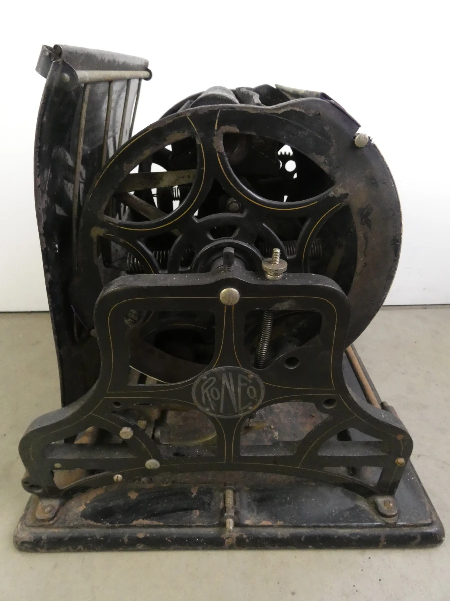 Vintage Roneo duplicator No 8 met beschermhoes - foto 7