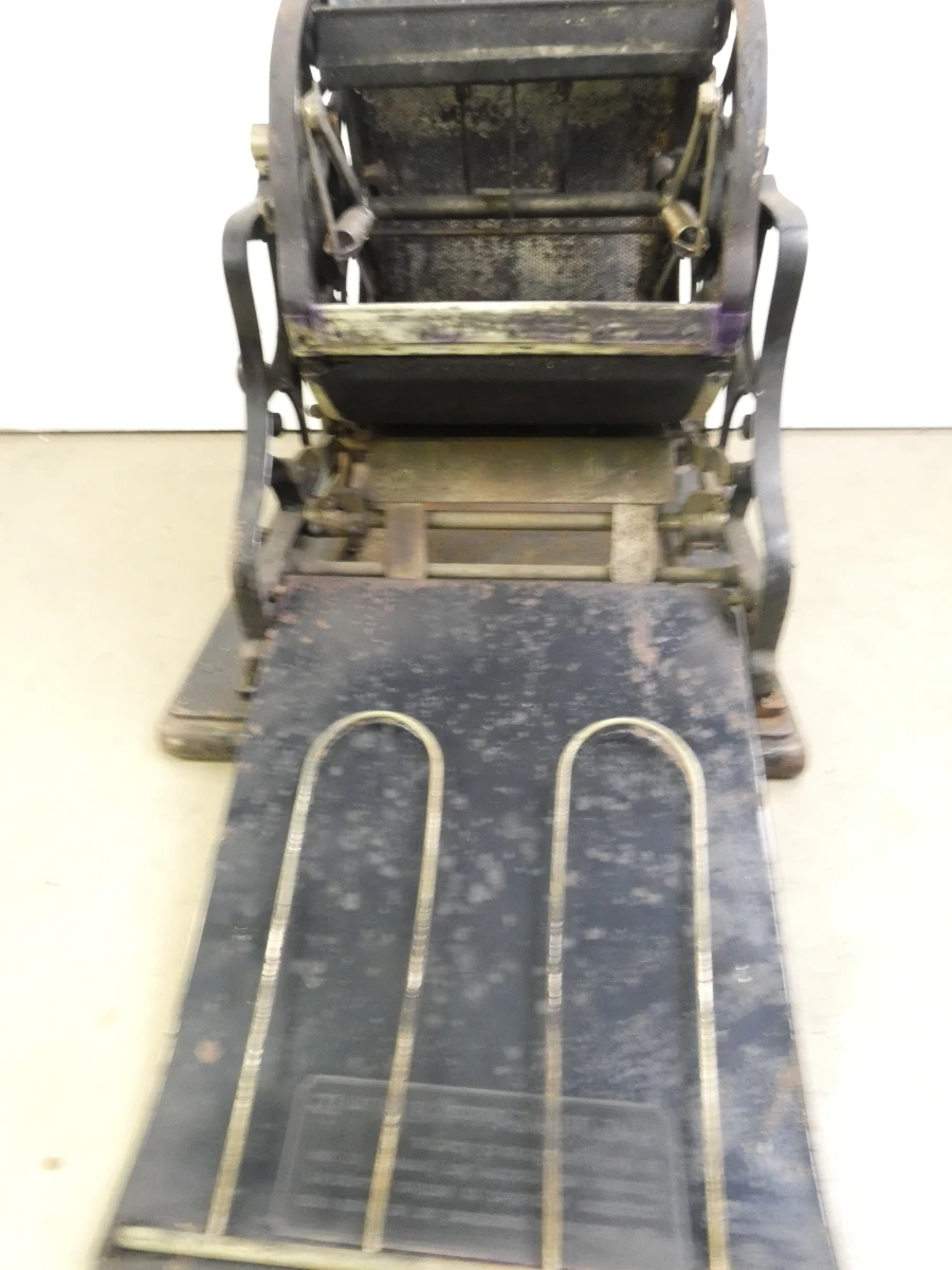 Vintage Roneo duplicator No 8 met beschermhoes - foto 14