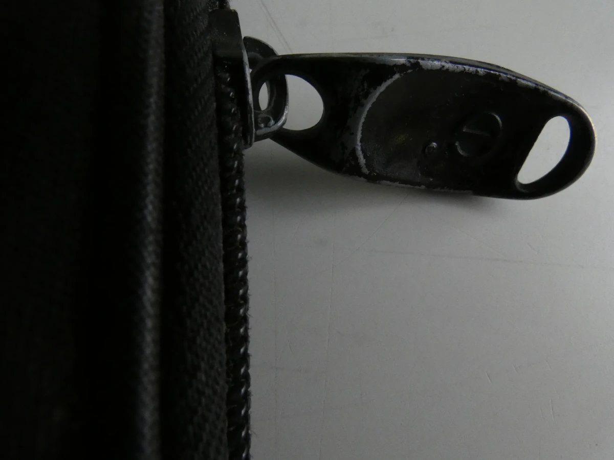 MacBook Air met lader en beschermhoes - foto 13