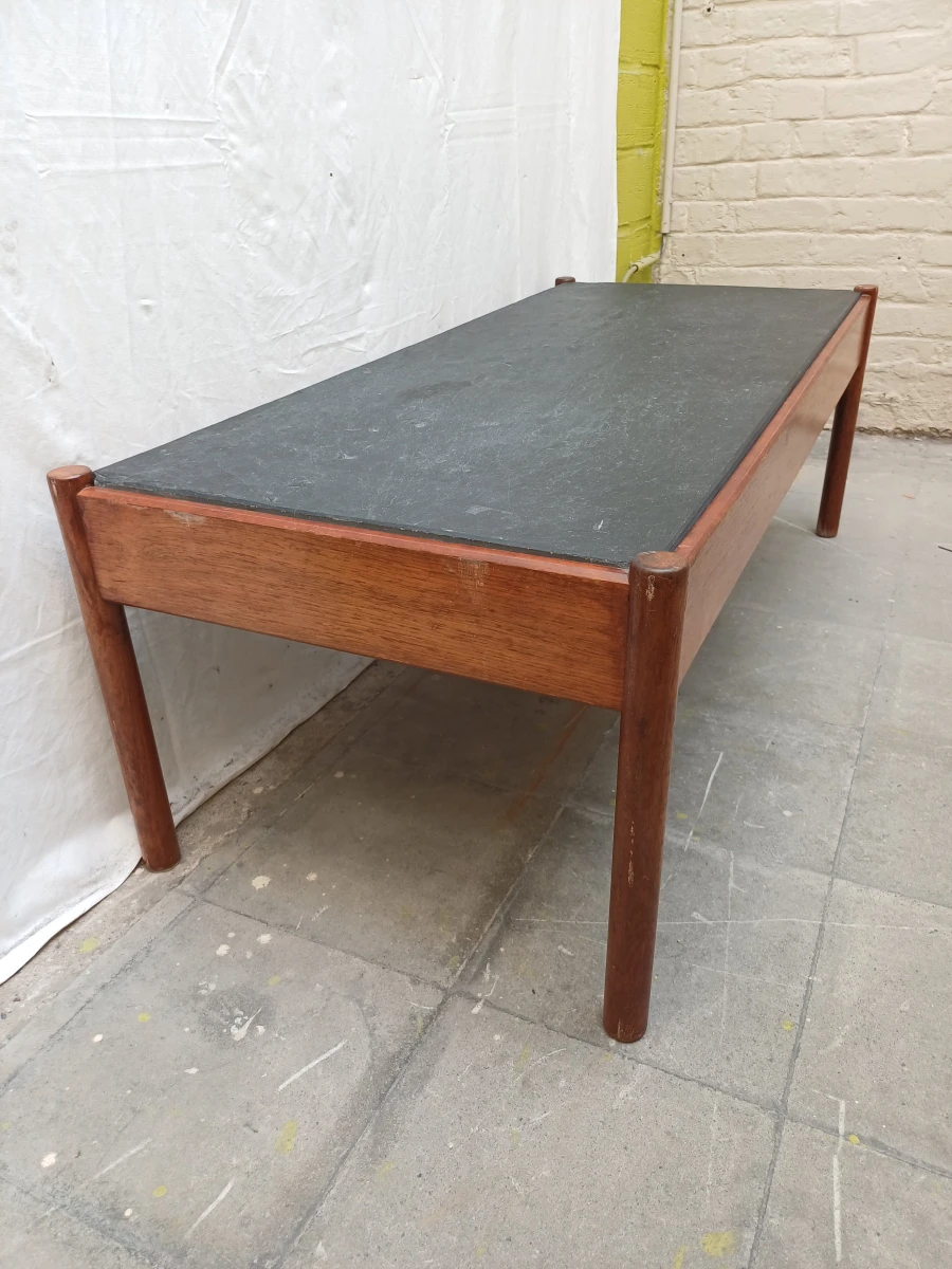 Vintage Deense salontafel met leistenen blad - foto 6