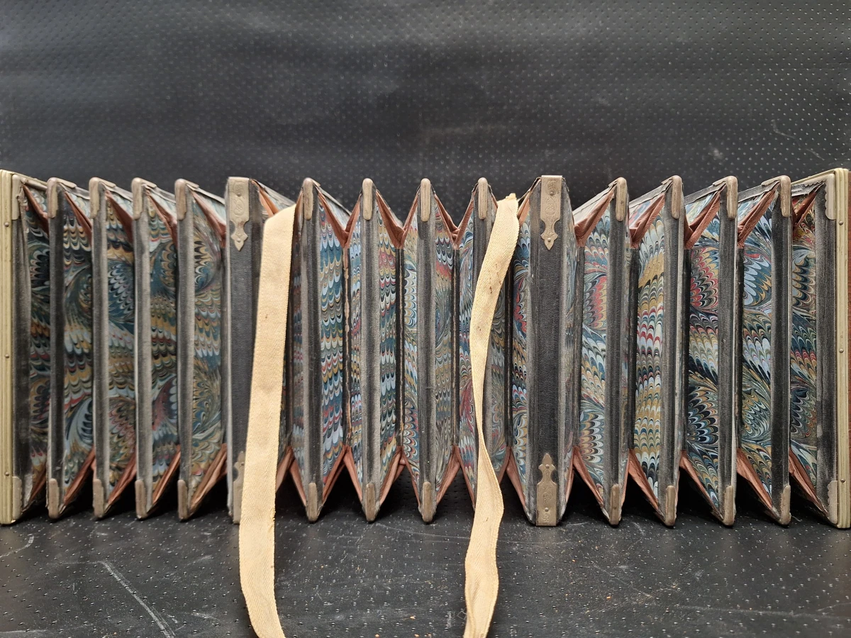 Duitse Chemnitzer concertina bandoneon, voorloper van de tango-bandoneon - foto 11