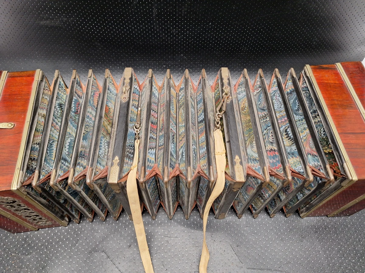 Duitse Chemnitzer concertina bandoneon, voorloper van de tango-bandoneon - foto 12