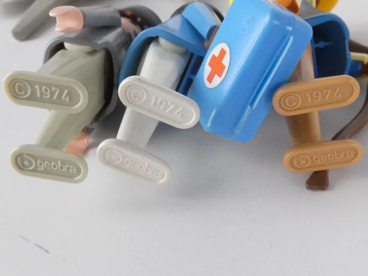 Vintage Playmobil Geobra figuren en paarden - foto 4