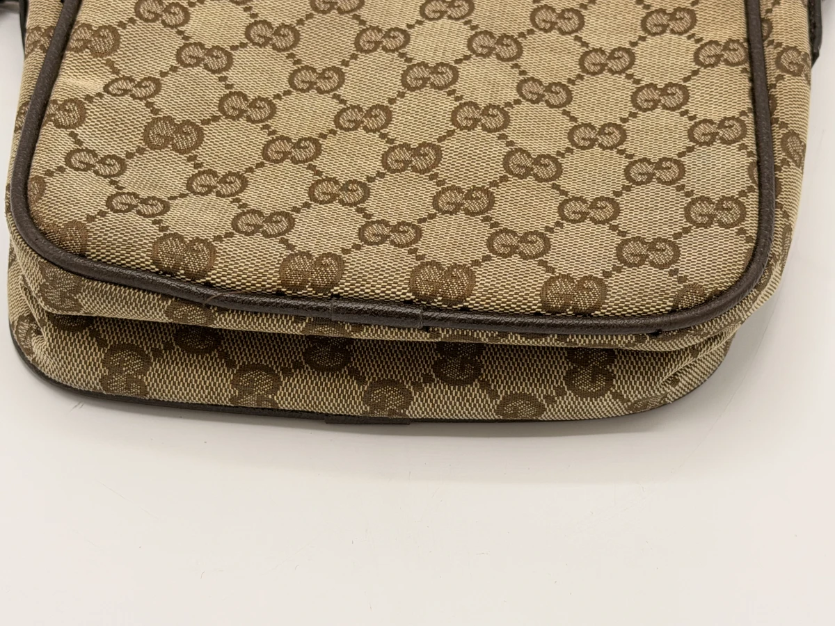 Crossbody handtas gemerkt Gucci - foto 11