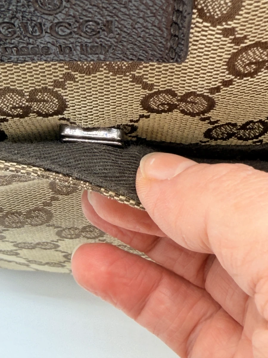 Crossbody handtas gemerkt Gucci - foto 15