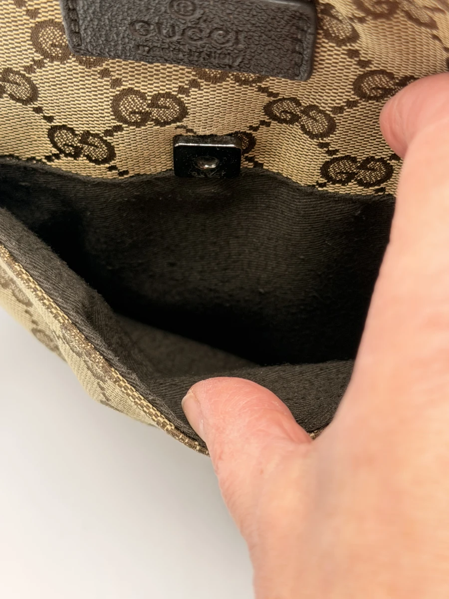 Crossbody handtas gemerkt Gucci - foto 14