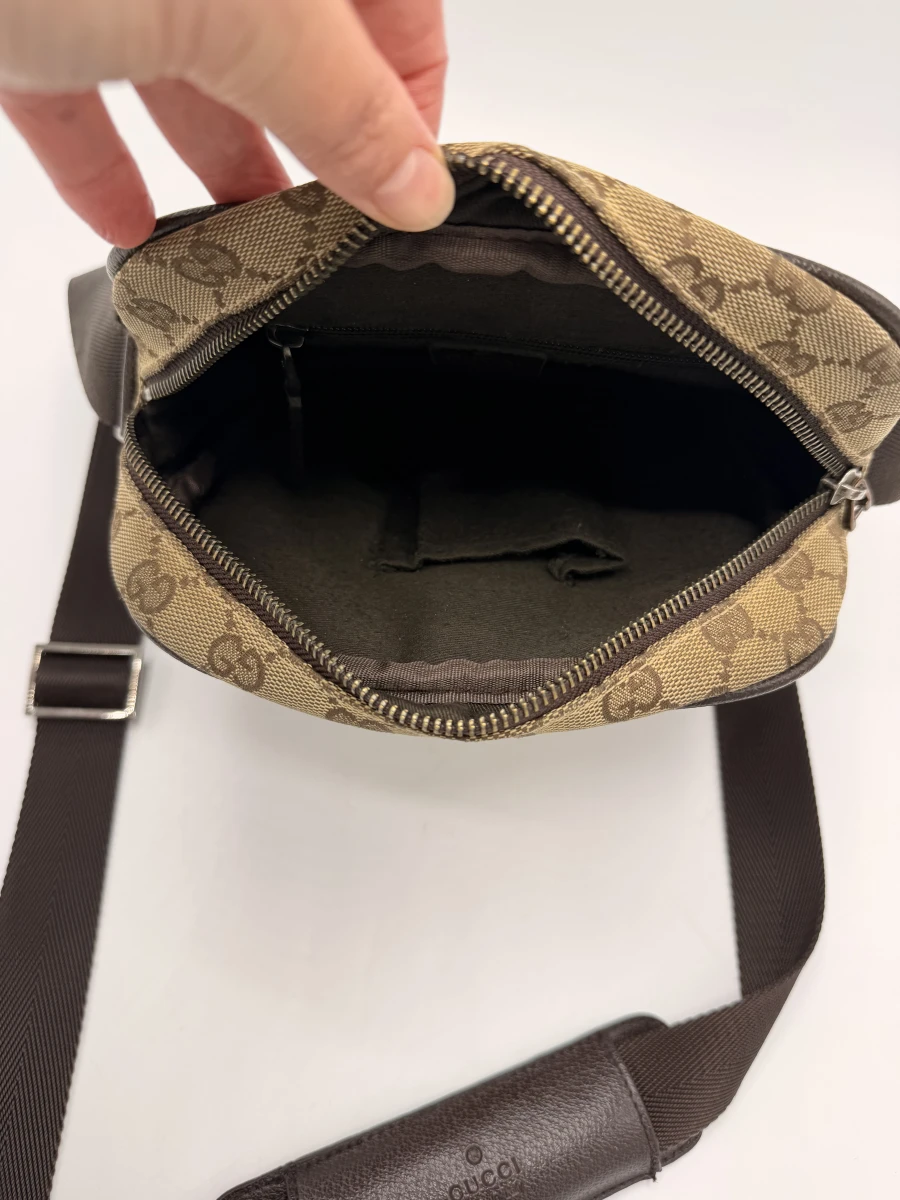 Crossbody handtas gemerkt Gucci - foto 5