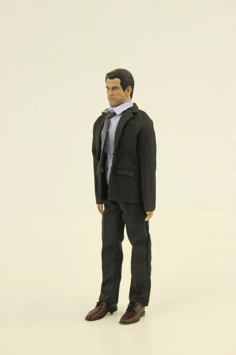 Pierce Brosnan / James Bond – beweeglijke 1:6 action figure - 31 cm - foto 3