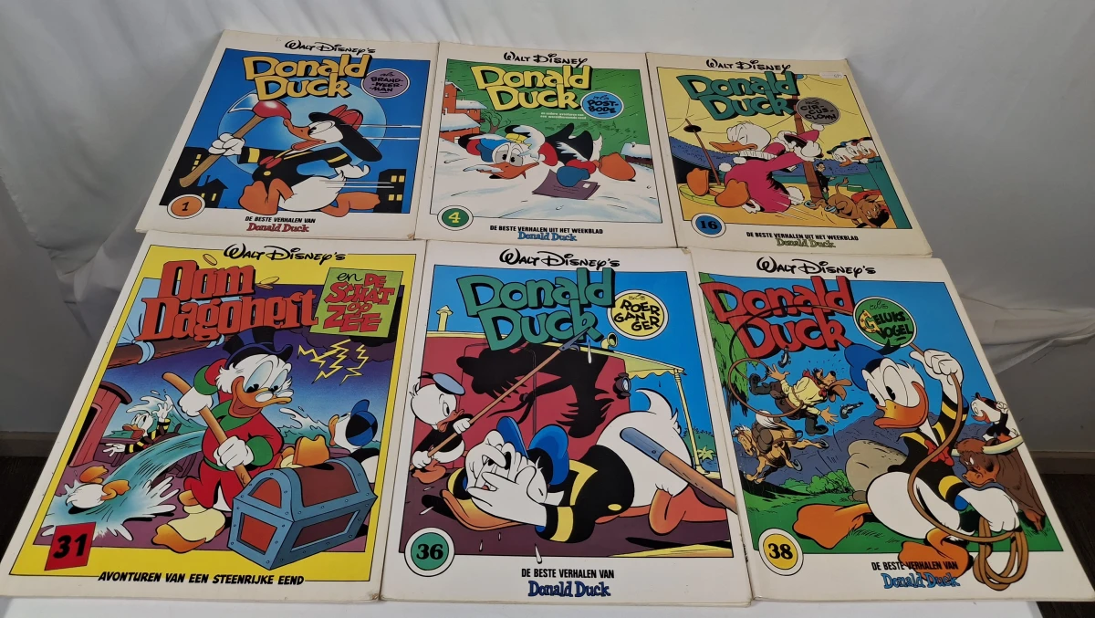 Verzameling van 50 Walt Disney strips: Donald Duck en Oom Dagobert - foto 2
