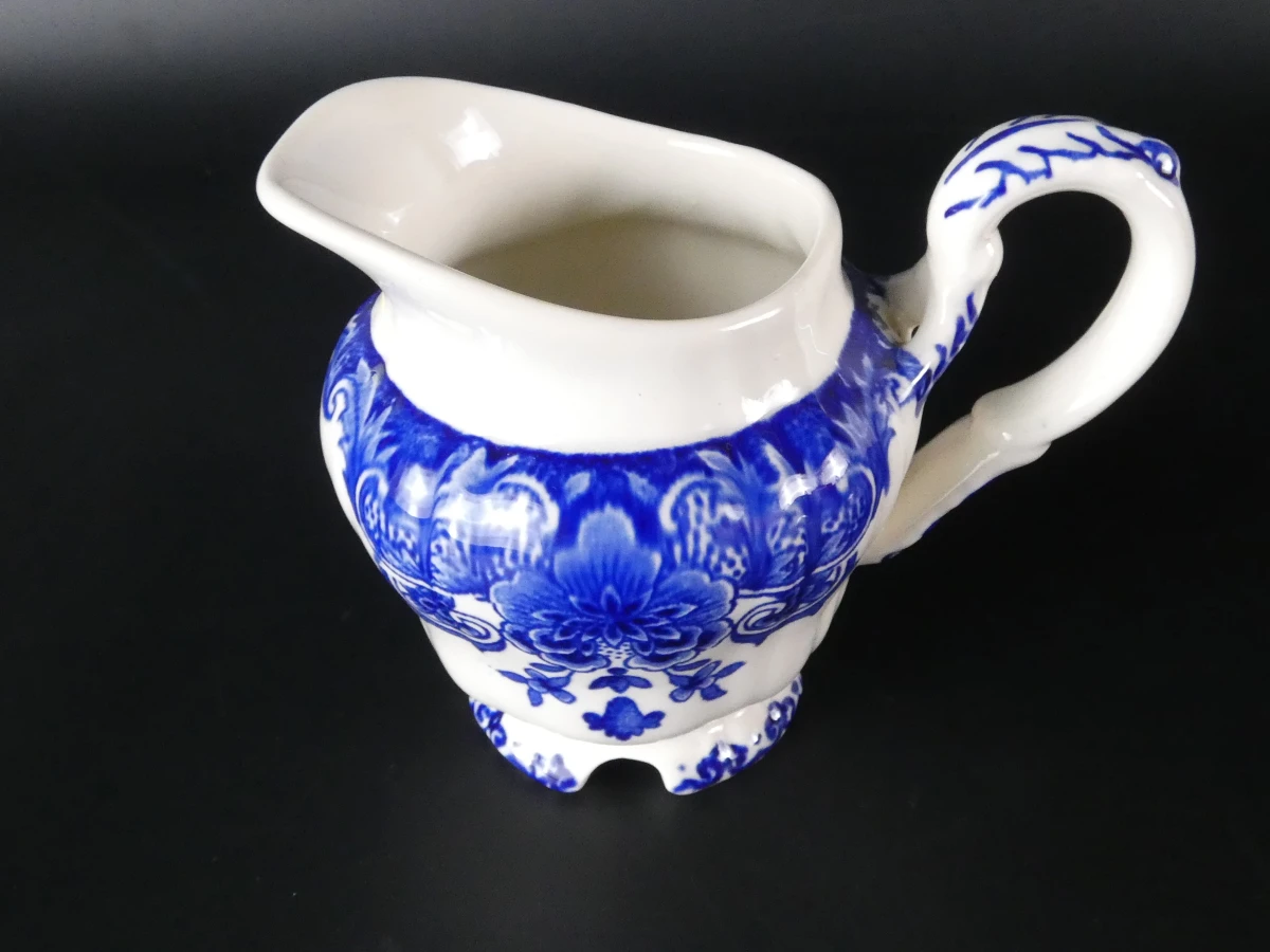 Blauw-wit servies Dordrecht B.F.K. Made in Belgium(66 stuks) - foto 10