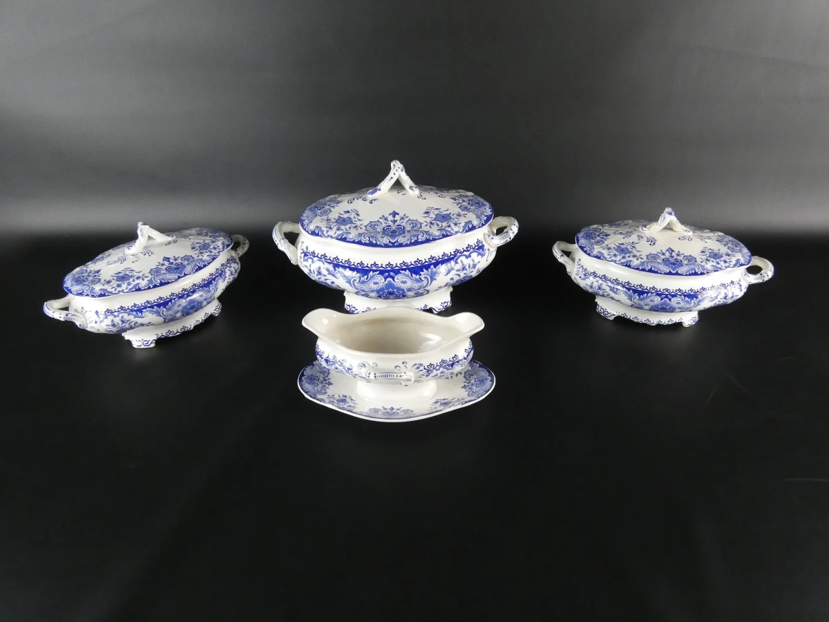 Blauw-wit servies Dordrecht B.F.K. Made in Belgium(66 stuks) - foto 27