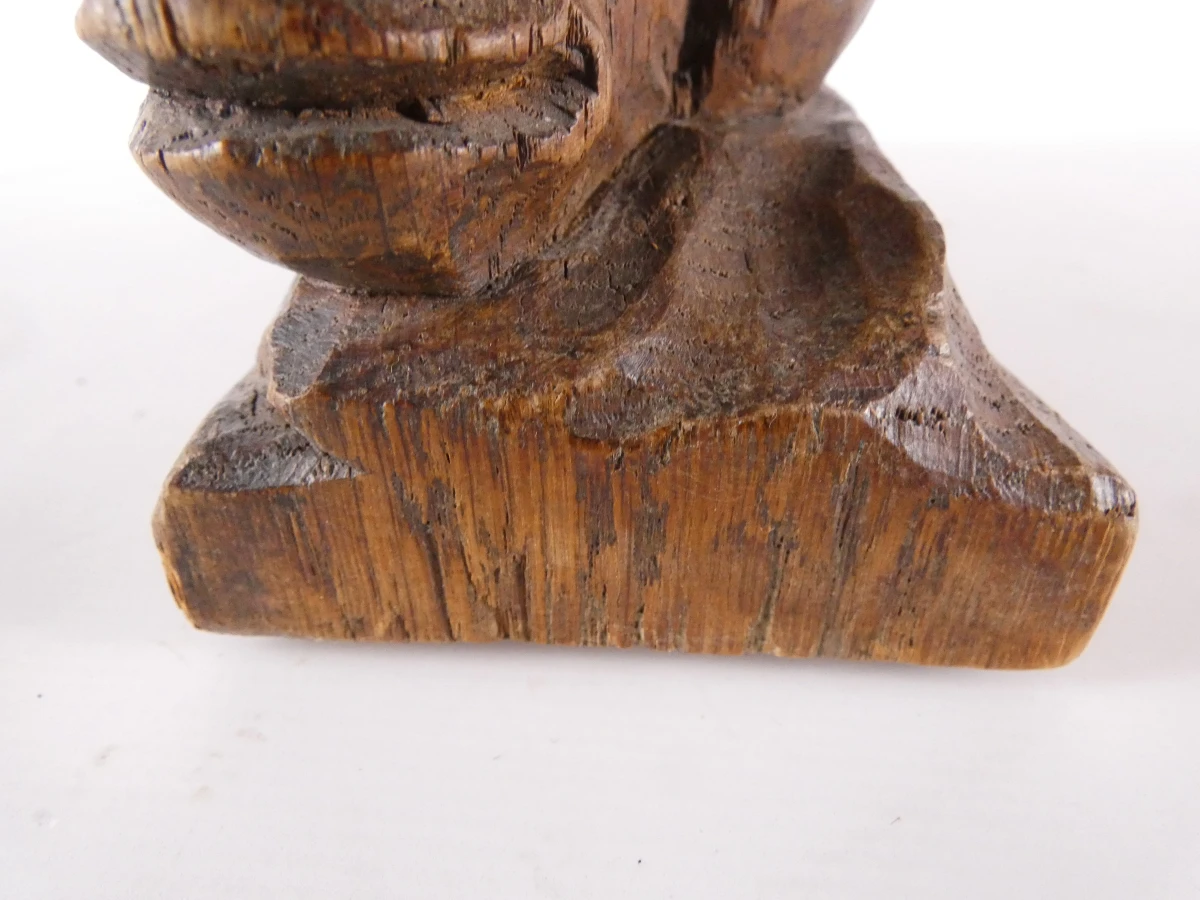 Gesigneerd Zeemeerminbeeld op een vis van hout - foto 15
