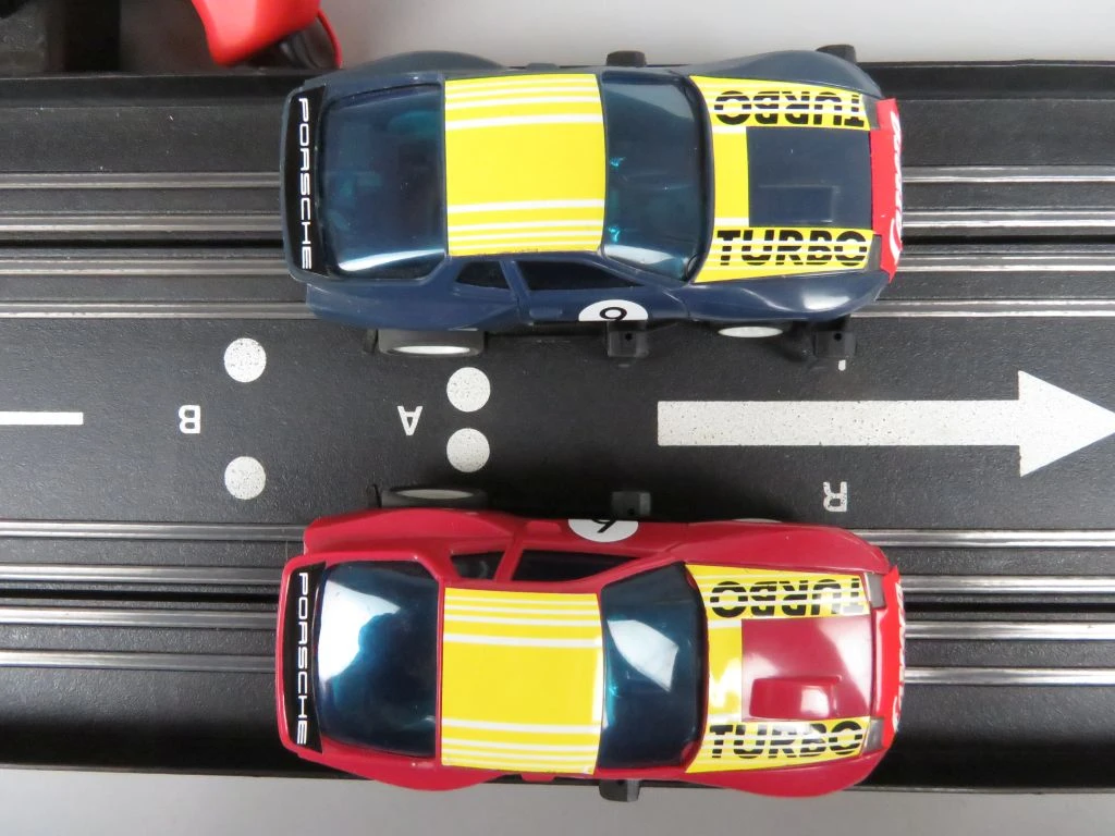 Carrera Super X racebaan met twee Porsche raceauto's - foto 4