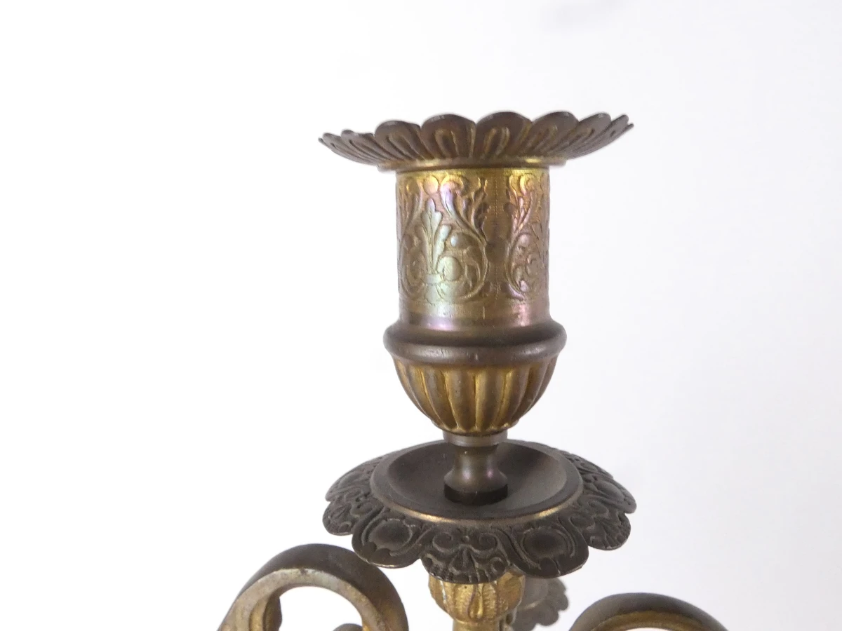 Vintage klok met twee kandelaren in messing - foto 26