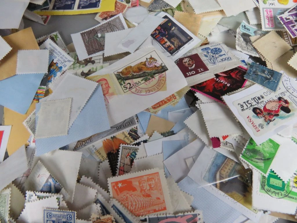 Verzameling oude postzegels uit diverse landen - foto 12