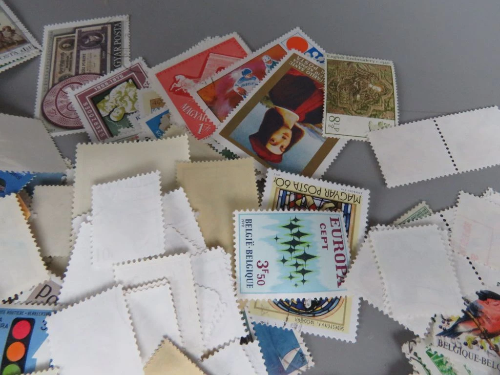 Verzameling oude postzegels uit diverse landen - foto 11