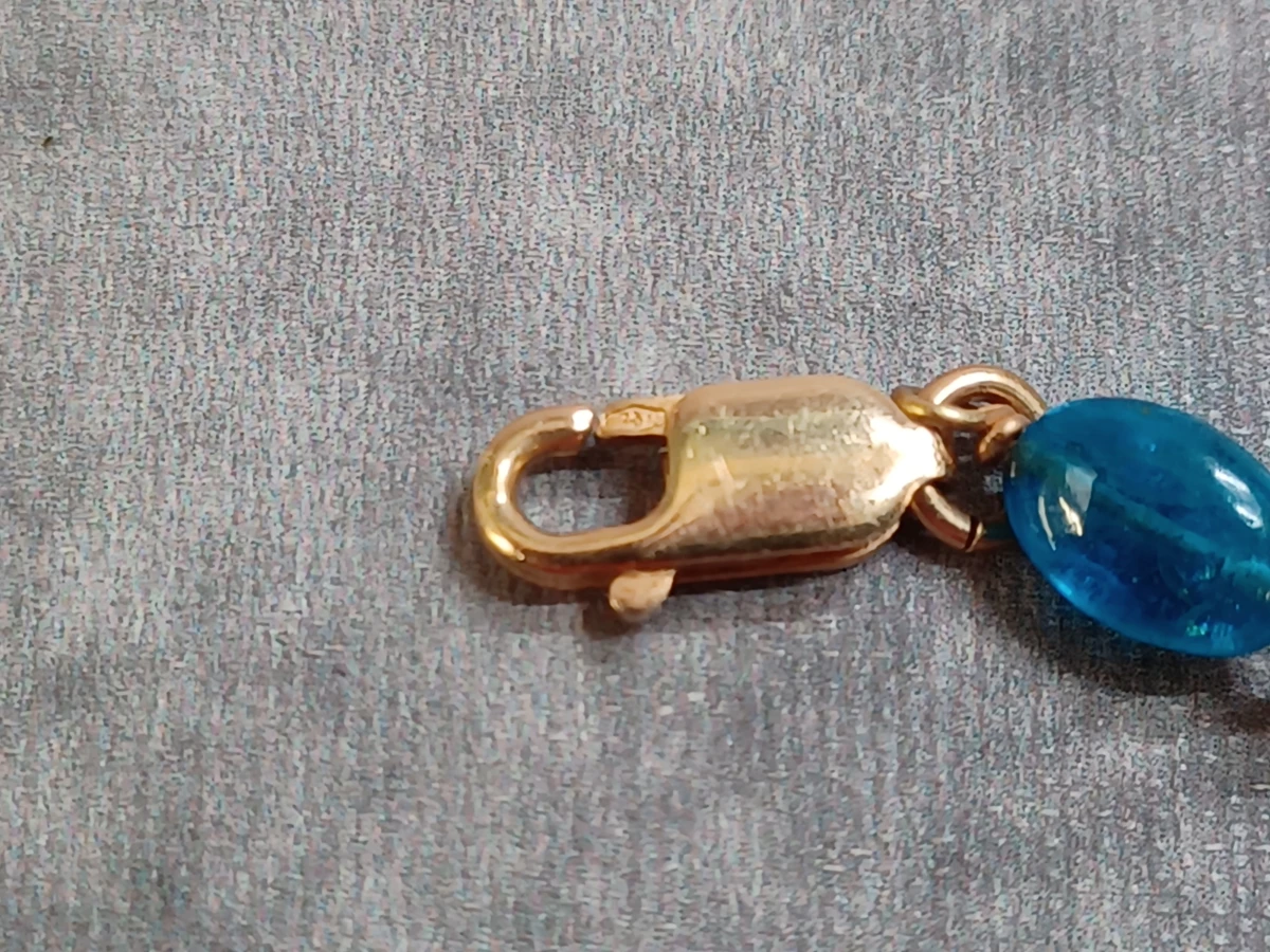 Handgemaakte gouden armband met turkoois en blauw apatiet / glaskralen - foto 6