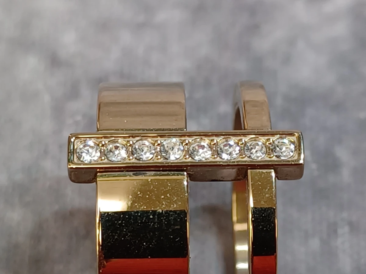 Dyrberg/Kern goudkleurige sieradenset - Ring en oorbellen met kristallen - foto 5