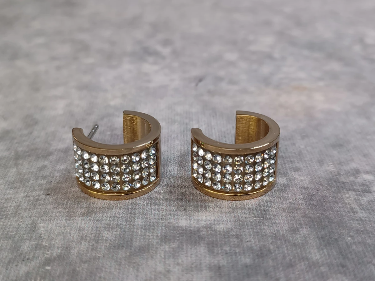 Dyrberg/Kern goudkleurige sieradenset - Ring en oorbellen met kristallen - foto 6