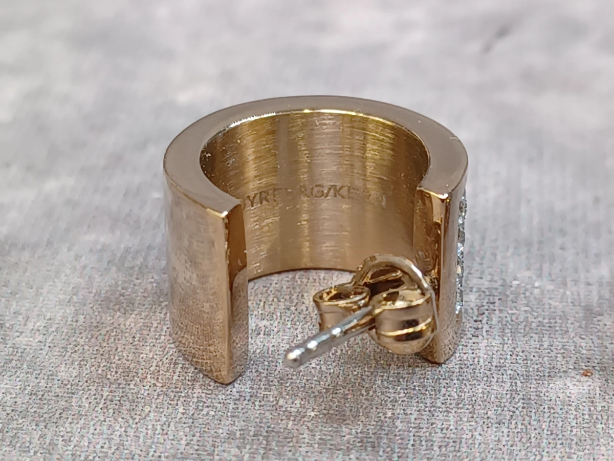 Dyrberg/Kern goudkleurige sieradenset - Ring en oorbellen met kristallen - foto 11