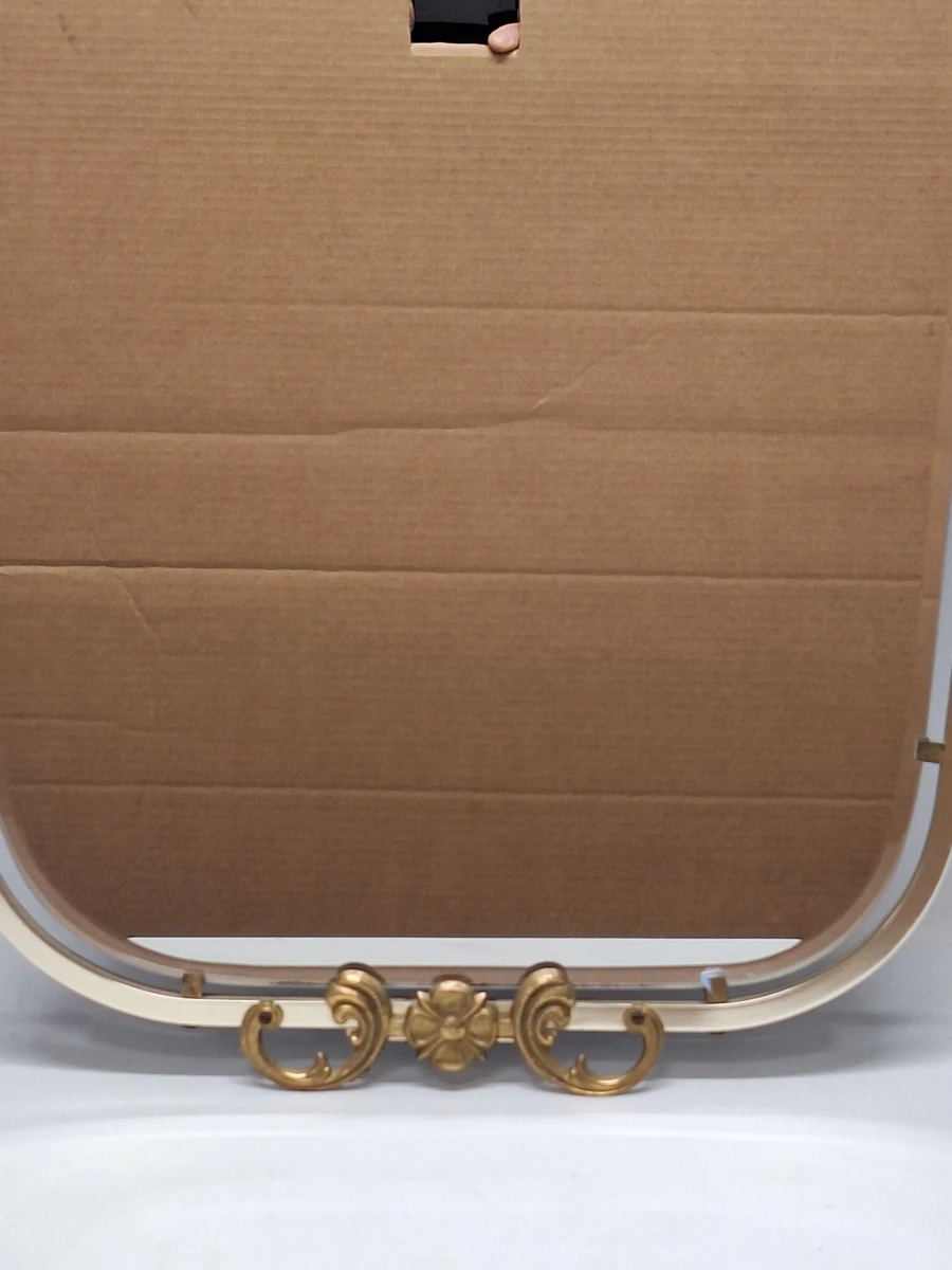 Vintage Hollywood Regency wandspiegel met facetgeslepen glas en messingkleurige ornamenten - foto 2