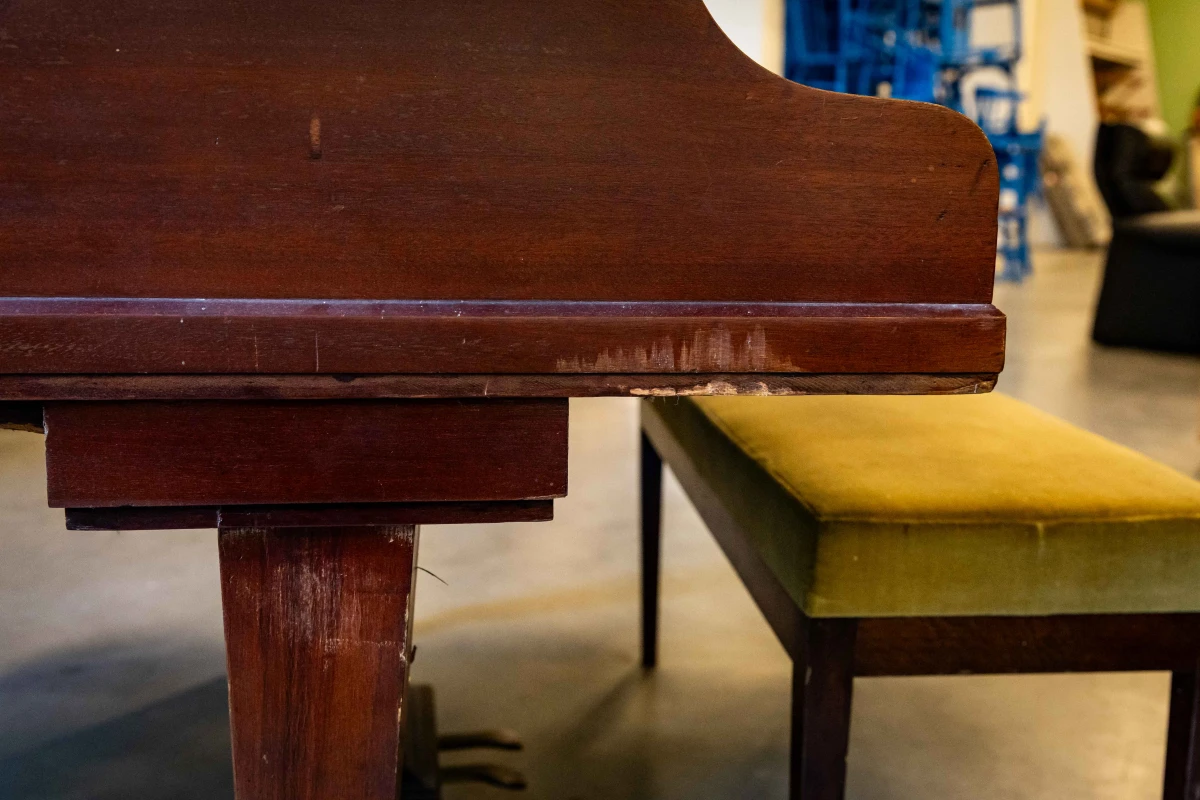 Vleugelpiano Neumeyer met bankje - foto 9