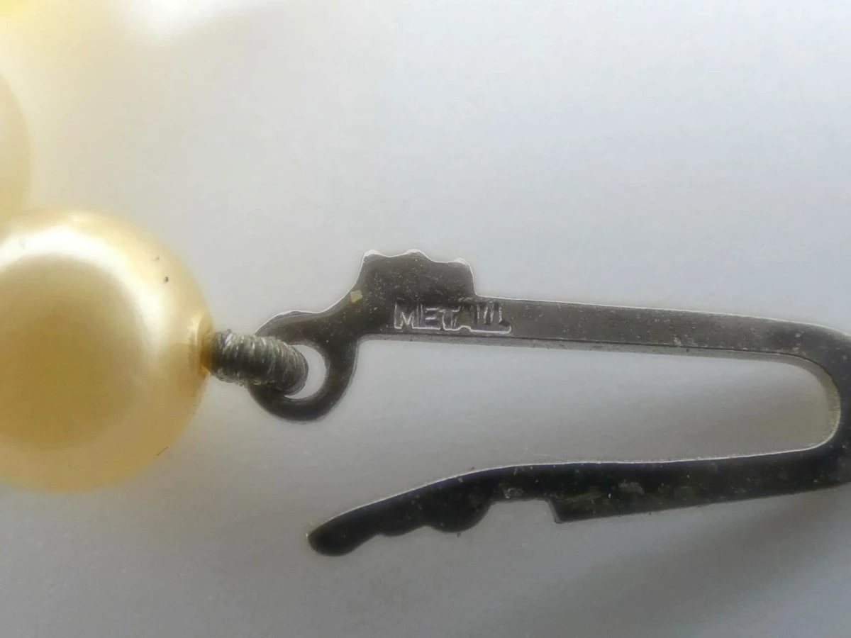 Lange parelketting met zilveren sluiting - foto 4