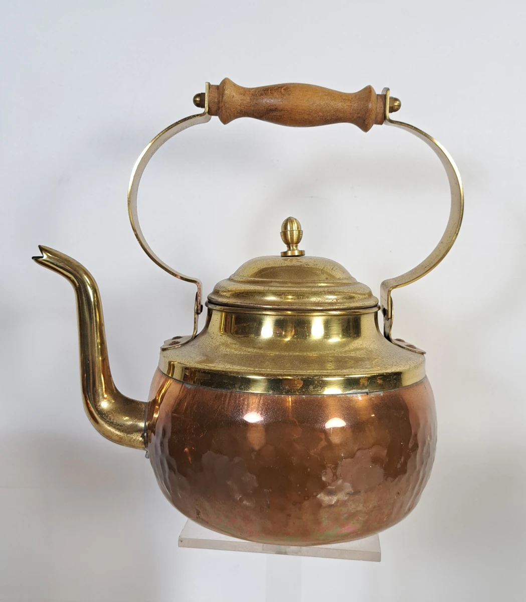 Set koperen theepotten en schaal met handvatten - foto 6