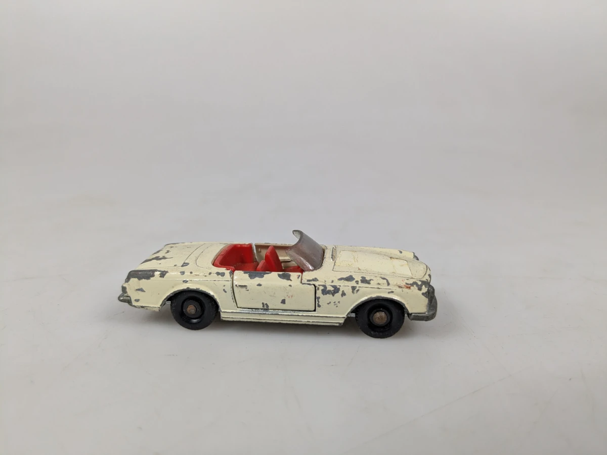 Matchbox carry case met 24 Matchbox voertuigen - foto 12