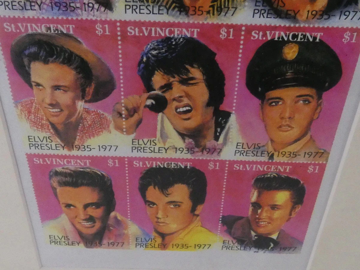 Elvis Presley verzamelset: platen, metalen borden en postzegel - foto 6