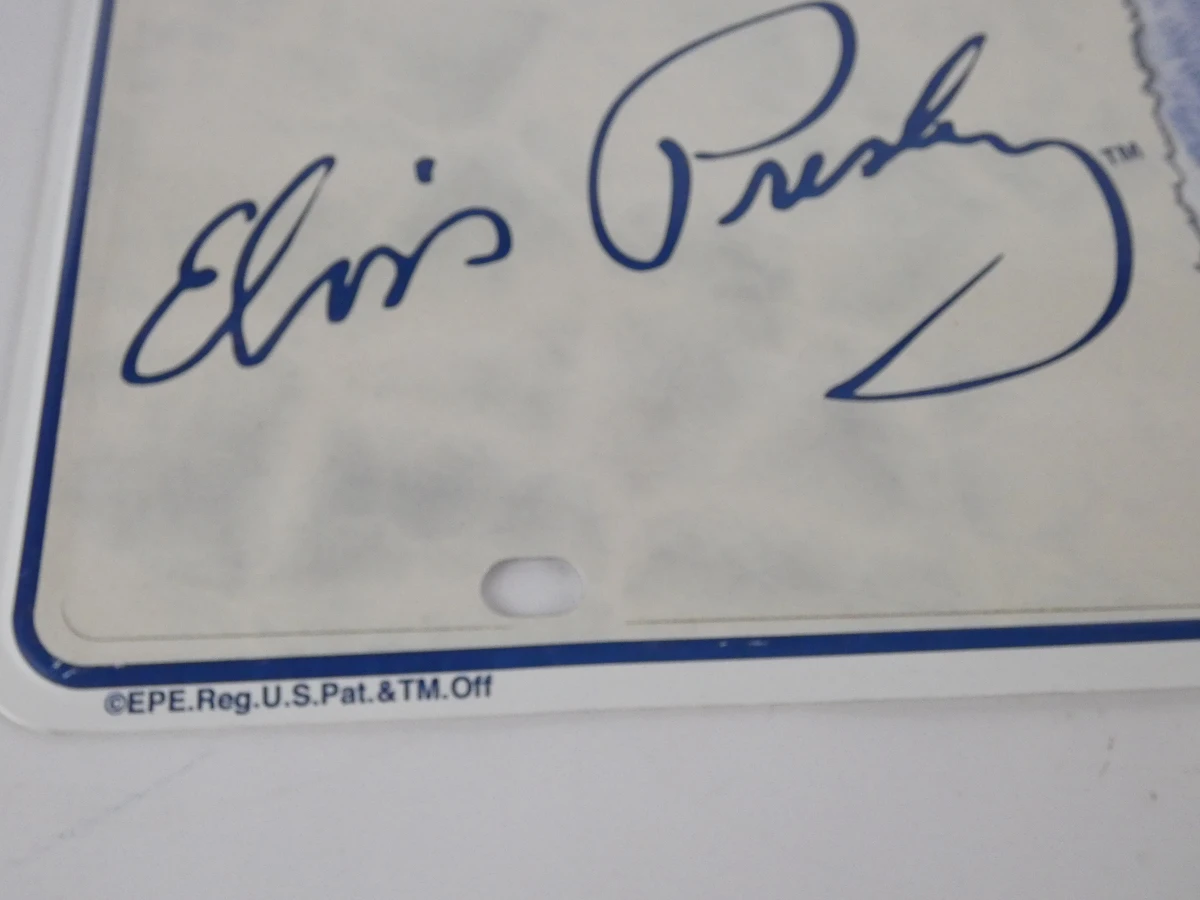 Elvis Presley verzamelset: platen, metalen borden en postzegel - foto 25
