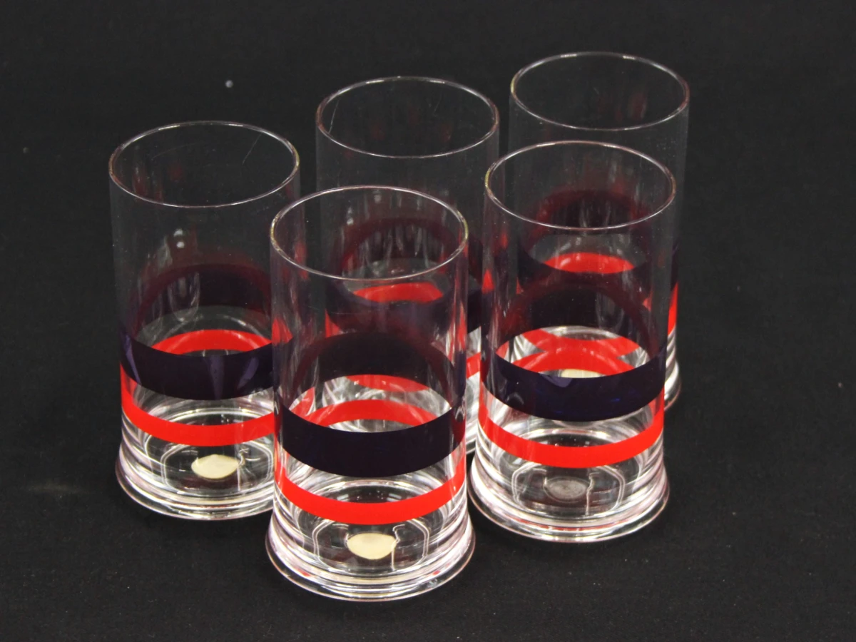 Vintage Guzzini plexi set - saladekom, schenkkan en 5 glazen - Made in Italy - foto 10