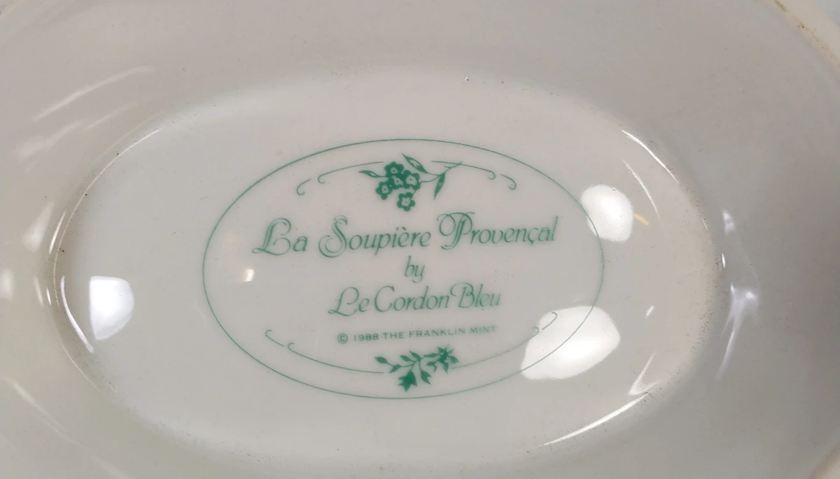 Twee Franklin Mint soepterrines Le Cordon Bleu, 1988 - foto 3