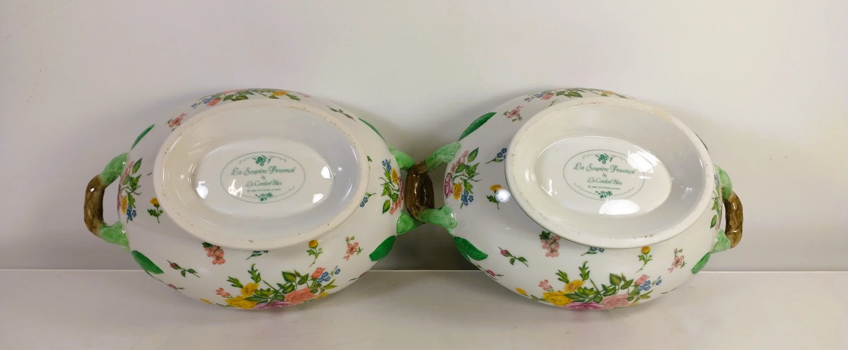 Twee Franklin Mint soepterrines Le Cordon Bleu, 1988 - foto 2