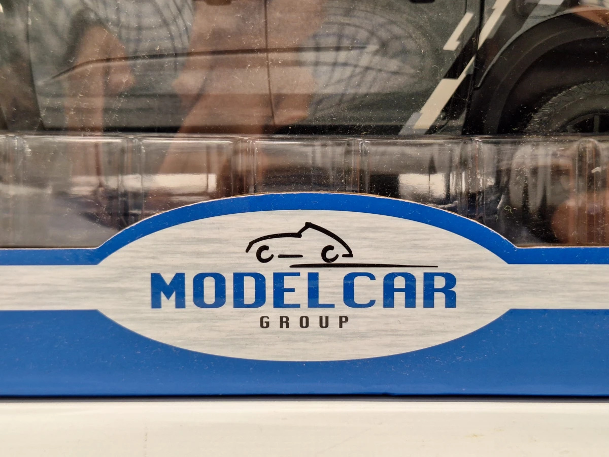 Ford Ranger Raptor 2022/2023 schaalmodel 1:18 Dark Grey Metallic van Modelcar Group - foto 3