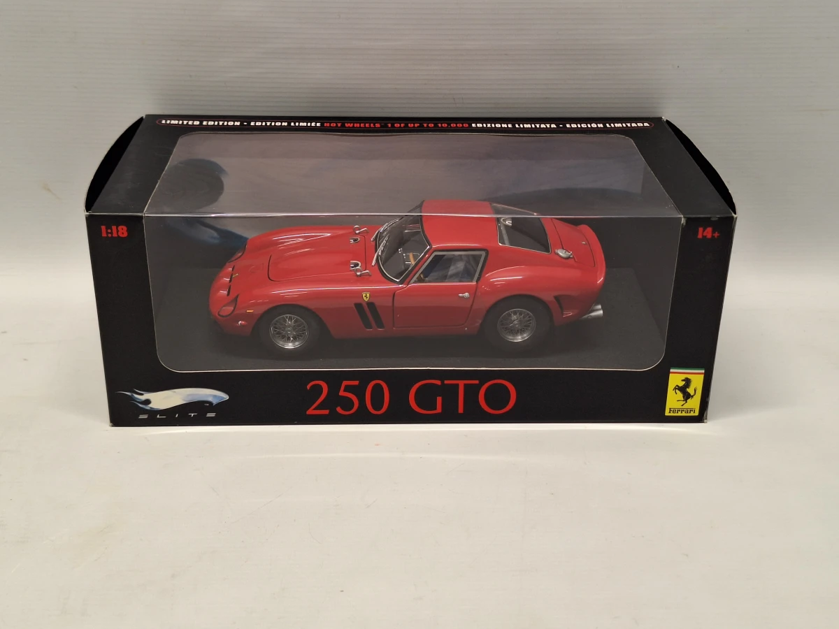 Set van twee Ferrari GTO schaalmodellen 1:18 Hot Wheels Elite - foto 10