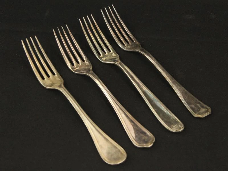 Groot lot Christofle verzilverd bestek en tafelaccessoires - foto 13