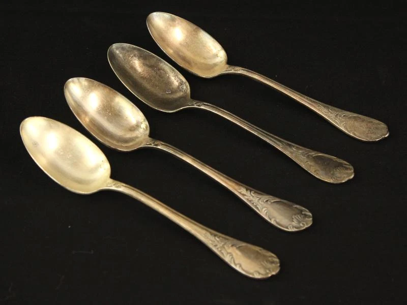 Groot lot Christofle verzilverd bestek en tafelaccessoires - foto 18