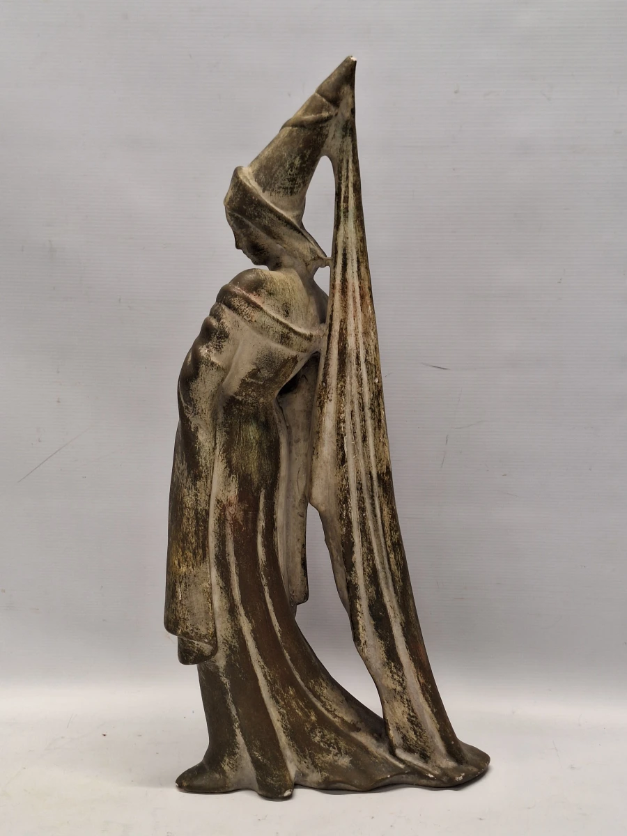 Vintage Art Deco beeld ‘Bourgondische Dame’ - jaren ’40 of Vintage Art Deco Beeld van adellijke dame (Jaren '40) - foto 8