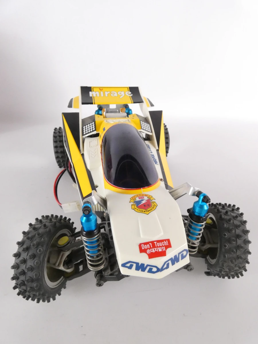 Radiografisch bestuurbare Mirage 4x4WD buggy met accessoires - foto 4