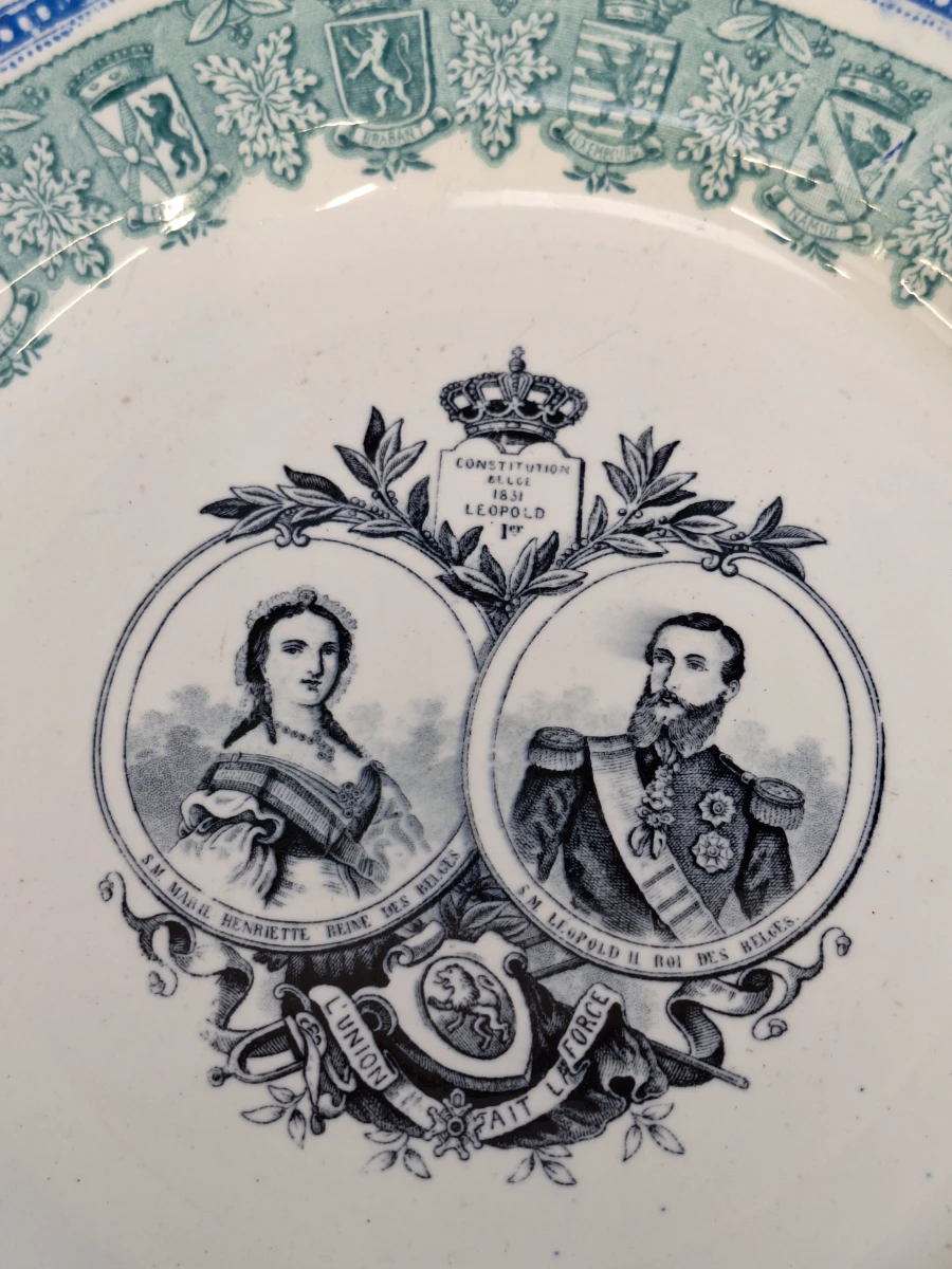 Set van 8 Antieke Boch Frères Keramis herdenkingsborden - Leopold II & Marie Henriette - foto 4