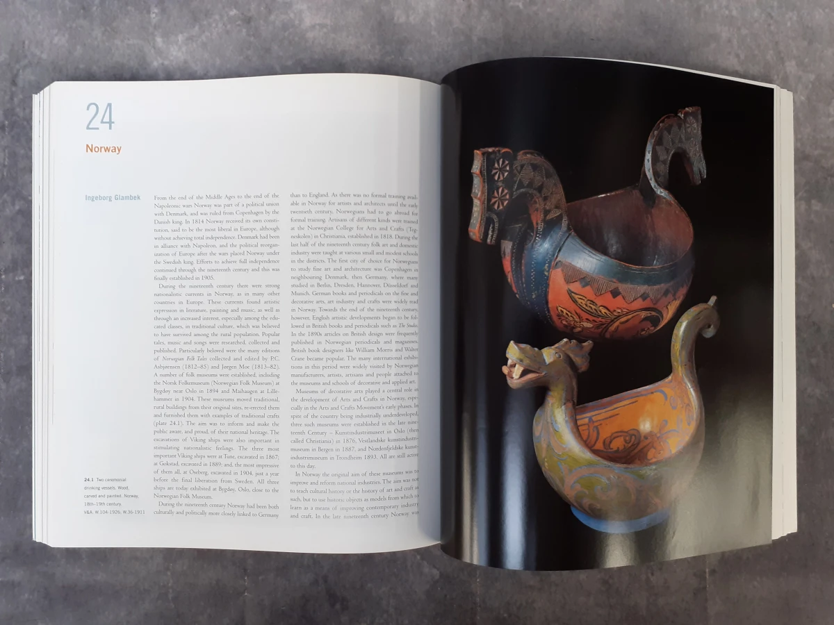 Boek: International Arts and Crafts - foto 6