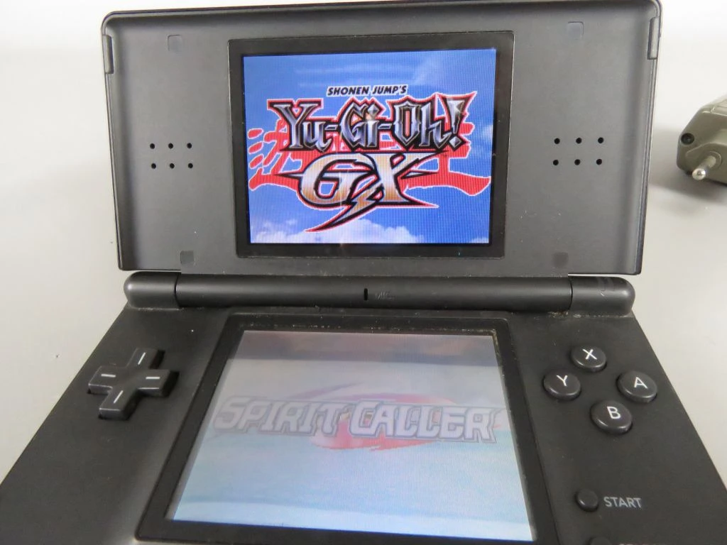 Nintendo DS Lite met Yu-Gi-Oh! GX Spirit Caller spel - foto 5